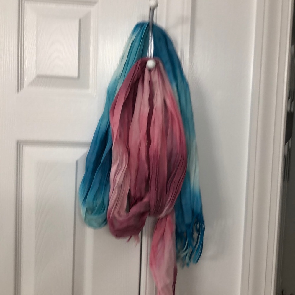 JJill Scarves